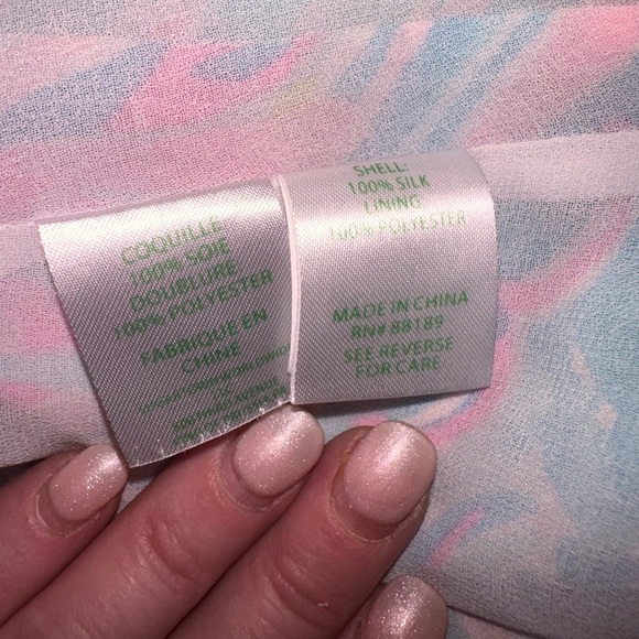 EUC Lilly Pulitzer 100% Silk Colorful Spaghetti Straps Sleeveless Top Size Small - Picture 9 of 9